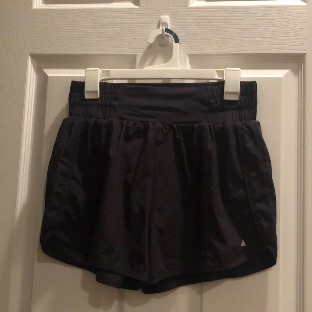 Balance athletica breeze shorts